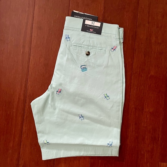 Vineyard Vines Other - NWT VINEYARD VINES 9 INCH EMBROIDERED STRETCH BREAKER SHORTS Crystal Blue 32